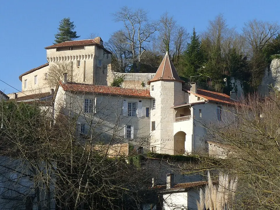 Obrázek: Jack ma · CC BY-SA 3.0 château d'Aubeterre