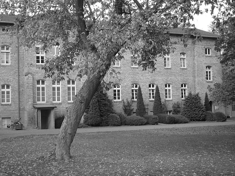 Immagine: The original uploader was Chricki at German Wikipedia. · Public domain Centro di sterminio di Bernburg