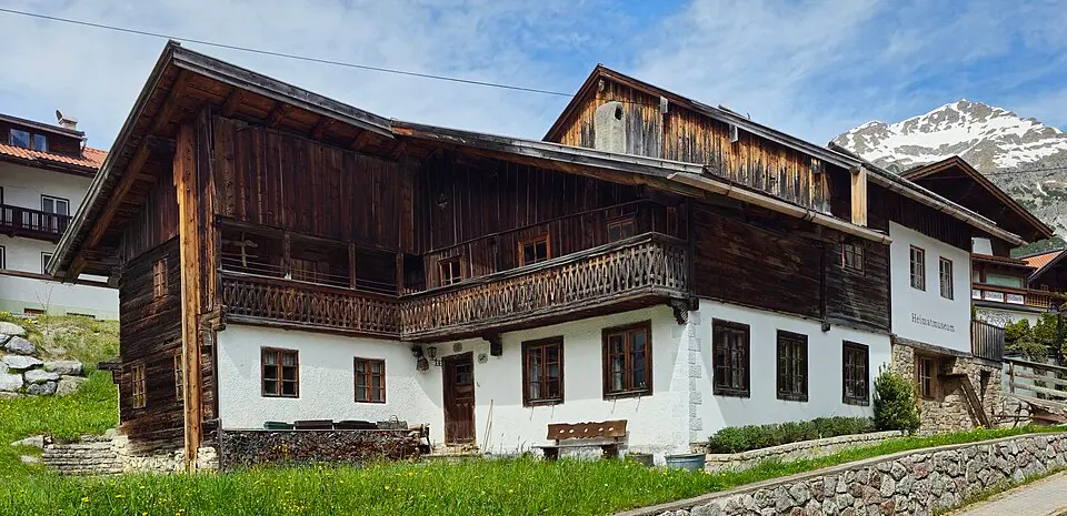 Bild: Ricardalovesmonuments · CC BY 4.0 Heimatmuseum Berwang