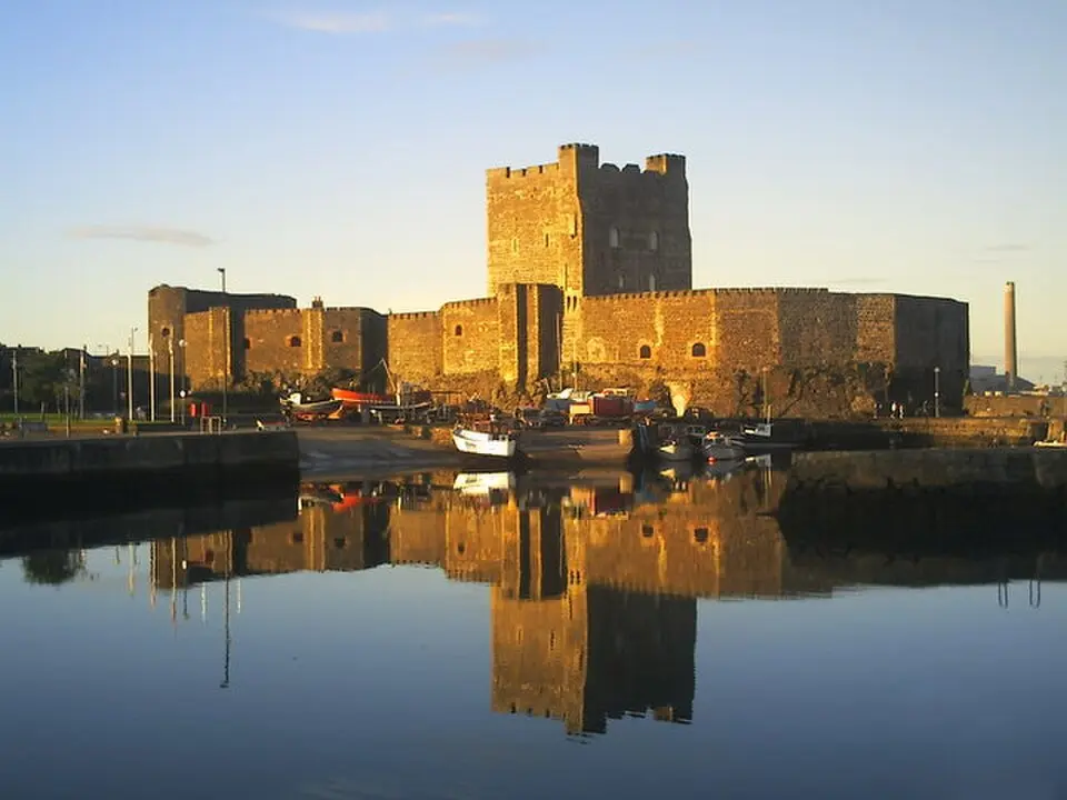 Image: Stewart · CC BY-SA 2.0 Northern Ireland