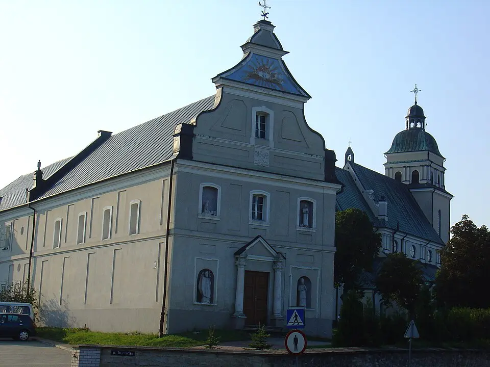 Klasztor, ob. plebania