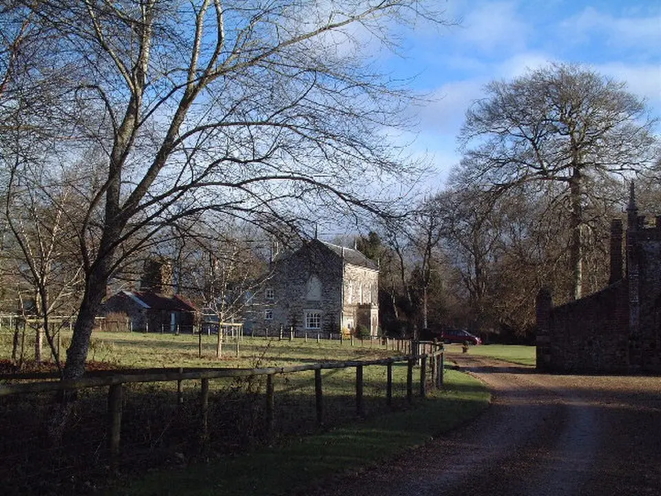 Bild: David Squire · CC BY-SA 2.0 Bindon Abbey