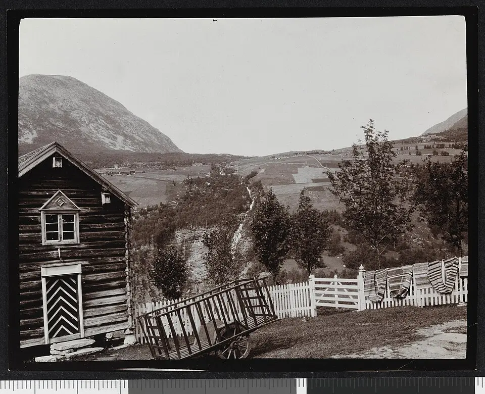 Bild: National Library of Norway · Public domain Møre og Romsdal
