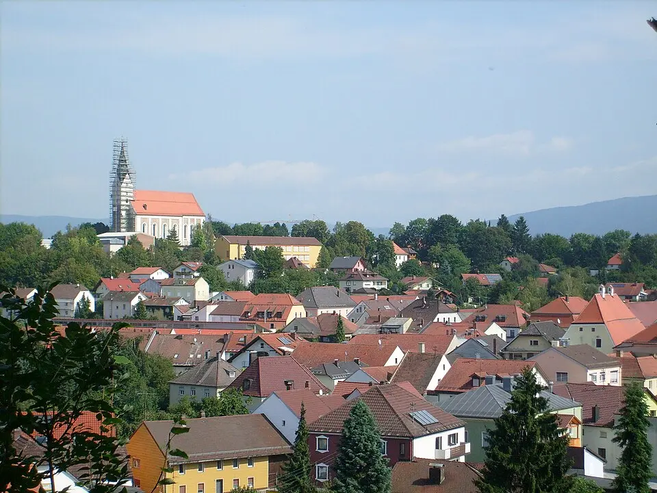 Bild: SimonHGBG · CC BY-SA 3.0 Hengersberg
