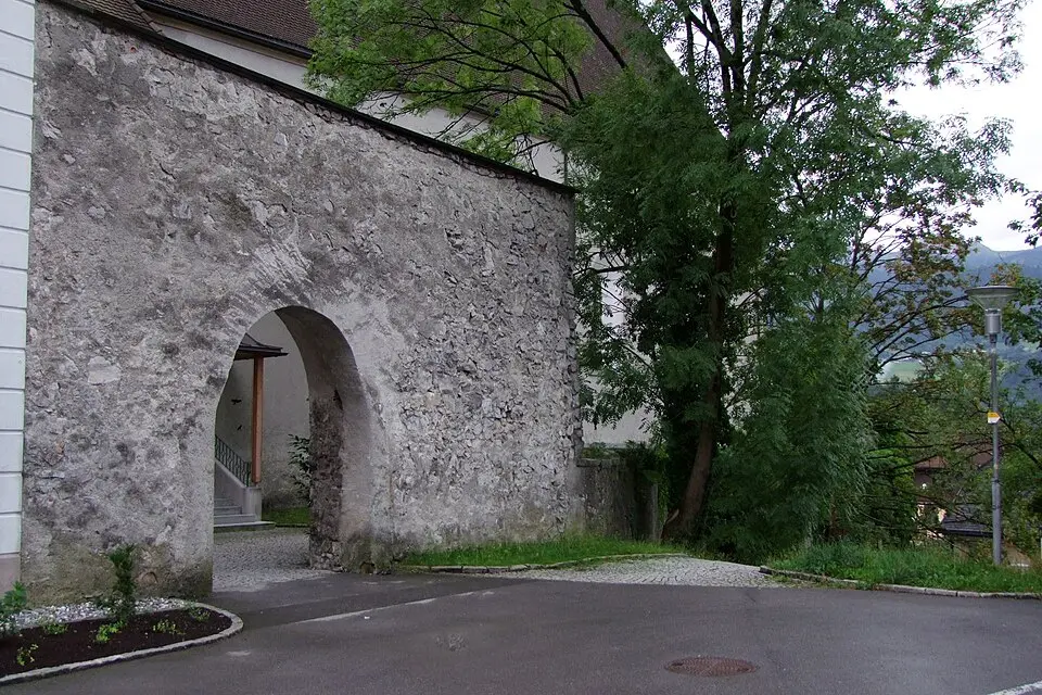 Bild: Peter Lauppert · CC BY-SA 3.0 AT Siedlungsgebiet, Befestigungs/Militärbauten, Archäologisches Fundhoffnungsgebiet, Stadtbefestigung und Treppenanlagen