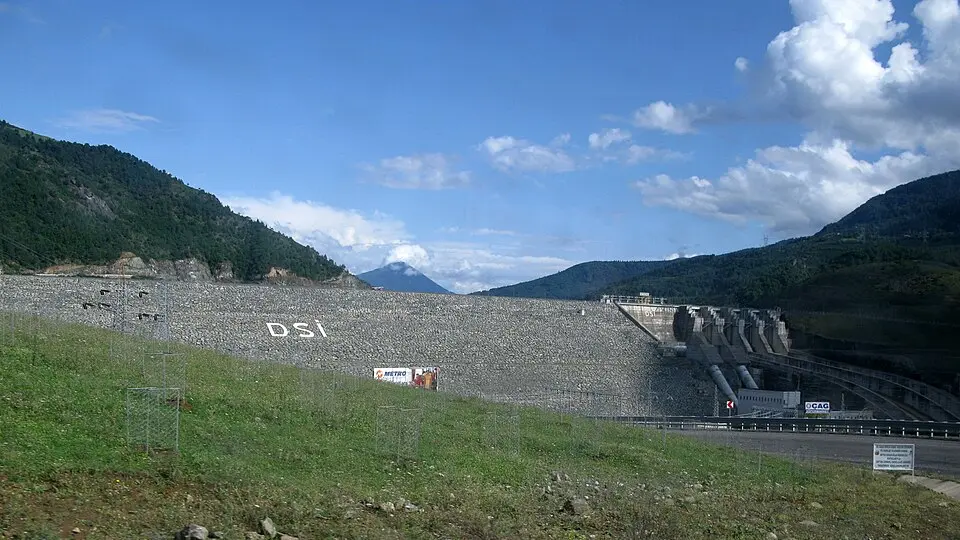 Borçka Dam