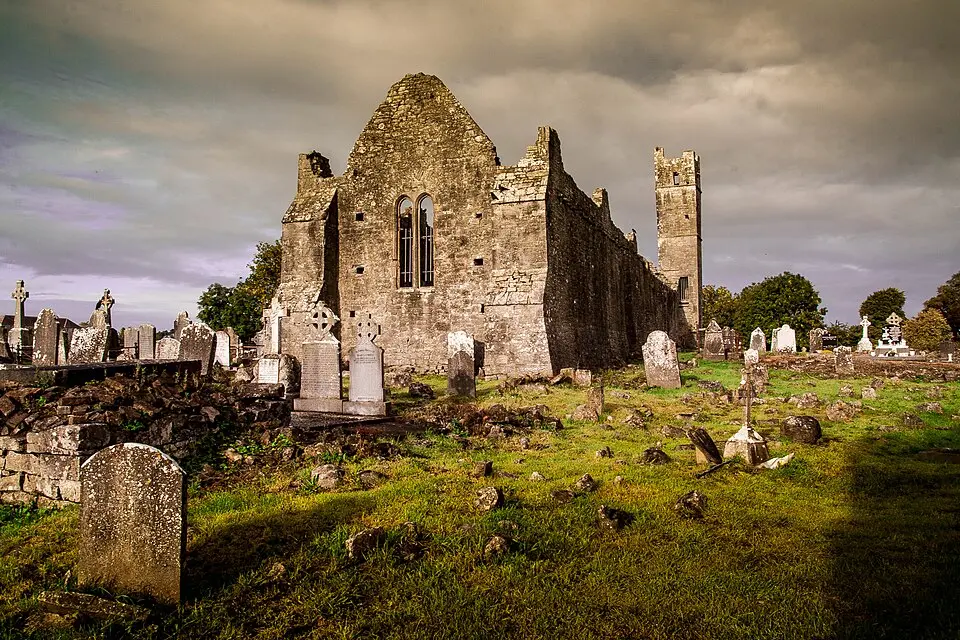 Bild: Stevesphotography · CC BY-SA 4.0 Mungret Abbey