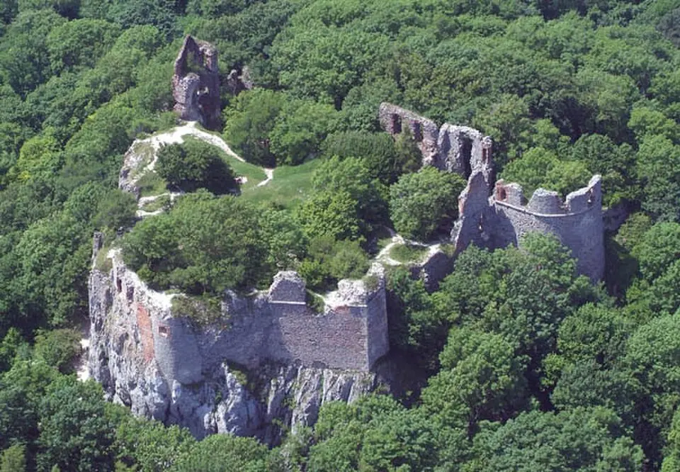 Bild: Civertan · CC BY-SA 3.0 Hrad Pajštún, palác hradný východný i