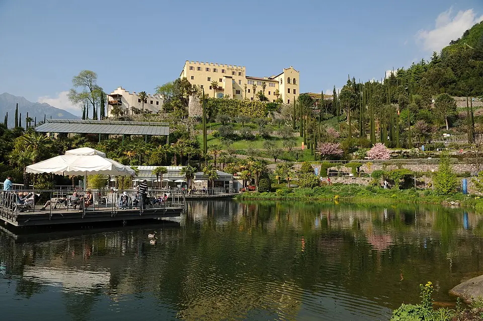 Bild: böhringer friedrich · CC BY-SA 2.5 Die Gärten von Schloss Trauttmansdorff