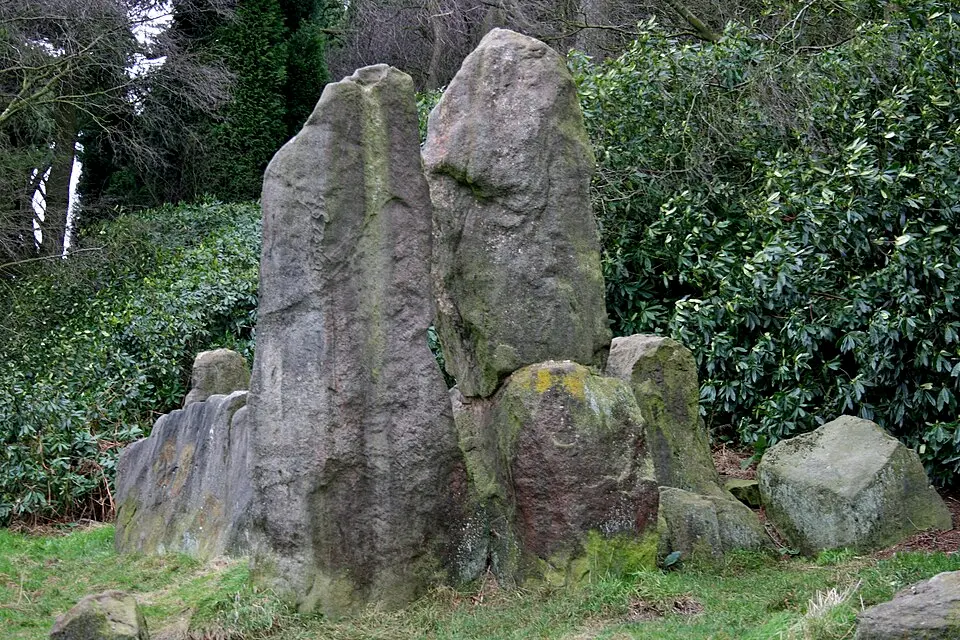 Bridestones