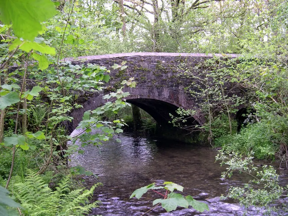 Image: John Duckfield · CC BY-SA 2.0 River Cywyn