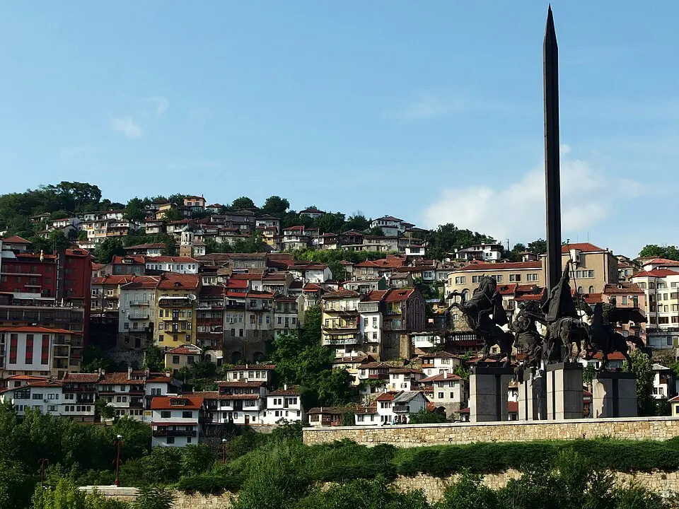 Immagine: Mark Ahsmann · CC BY-SA 4.0 Veliko Tărnovo