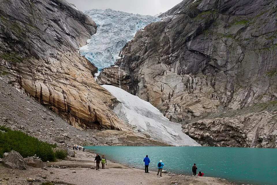 Briksdalsbreen