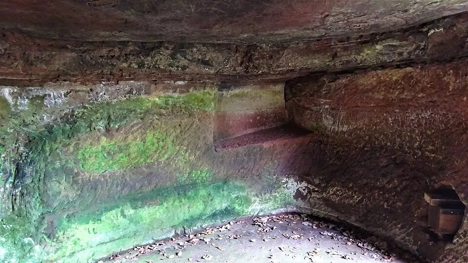 Bruce's Cave