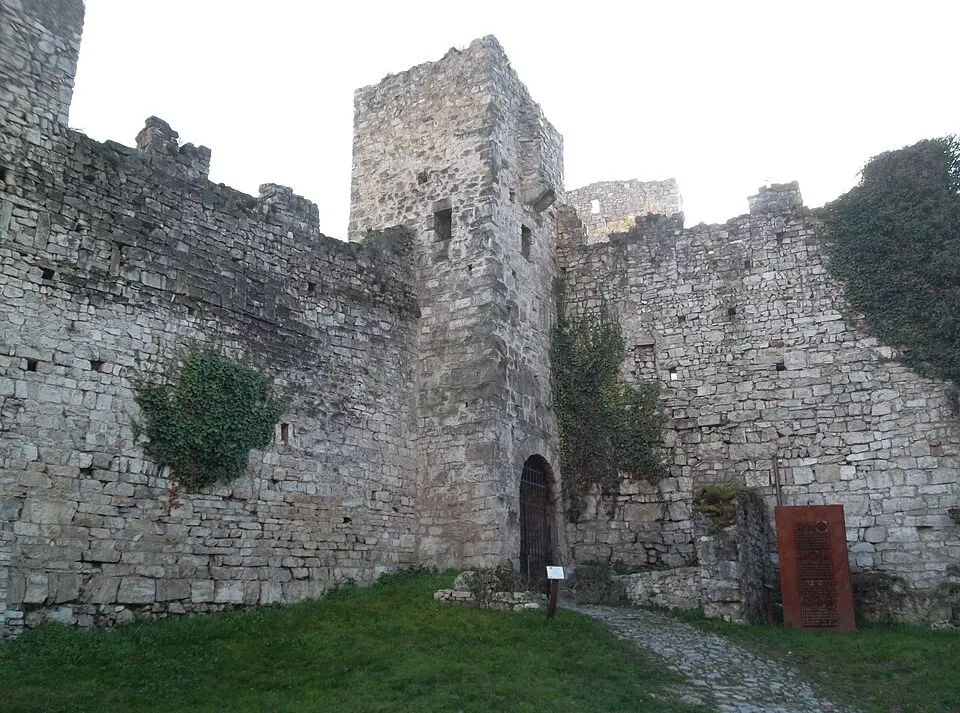 torre d'ingresso