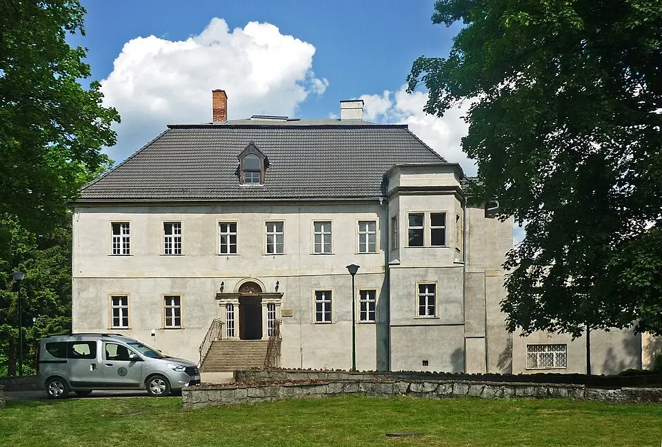 Bild: SchiDD · CC BY-SA 4.0 Schloss Buchwald