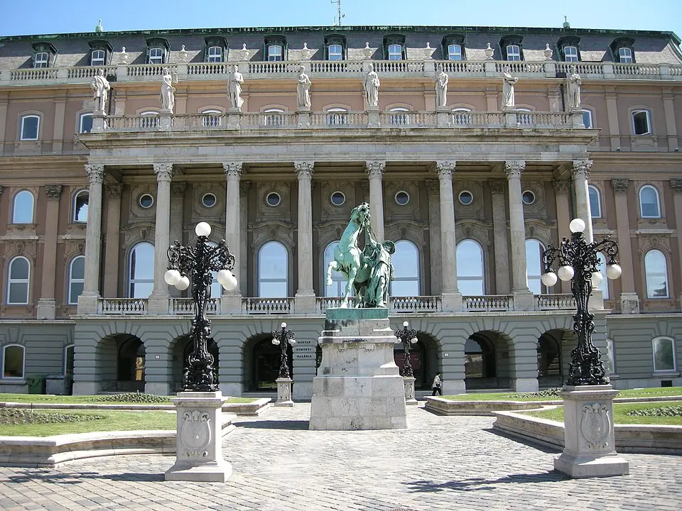 Kép: Yoav Dothan · Public domain Magyar Nemzeti Galéria