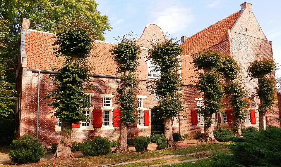 Steinhaus Bunderhee