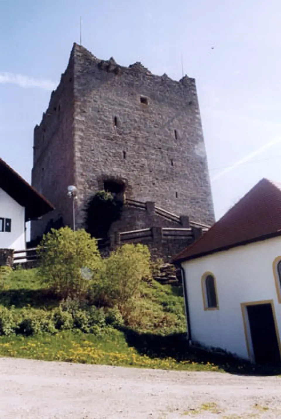 Bild: MacElch (Rainer Kunze) at de.wikipedia · CC BY-SA 3.0 Burg Neunußberg