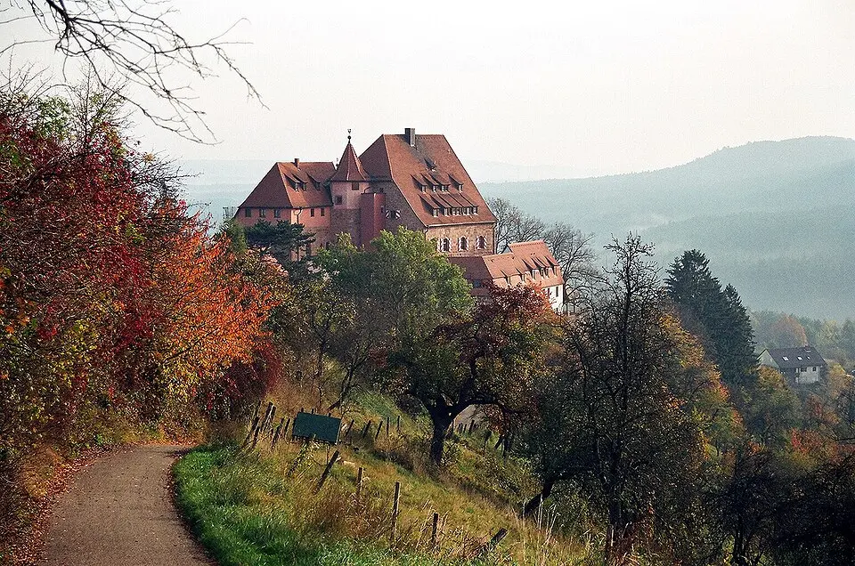 Immagine: Dguendel · CC BY-SA 3.0 Burg Wernfels, Burggrafenveste
