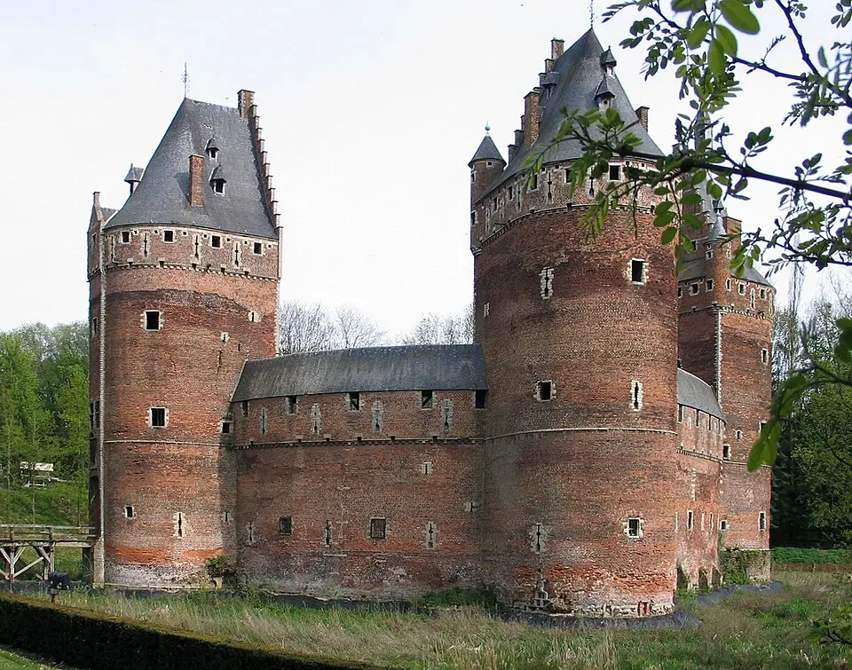Bild: Paul Hermans · CC BY-SA 3.0 Burg Beersel