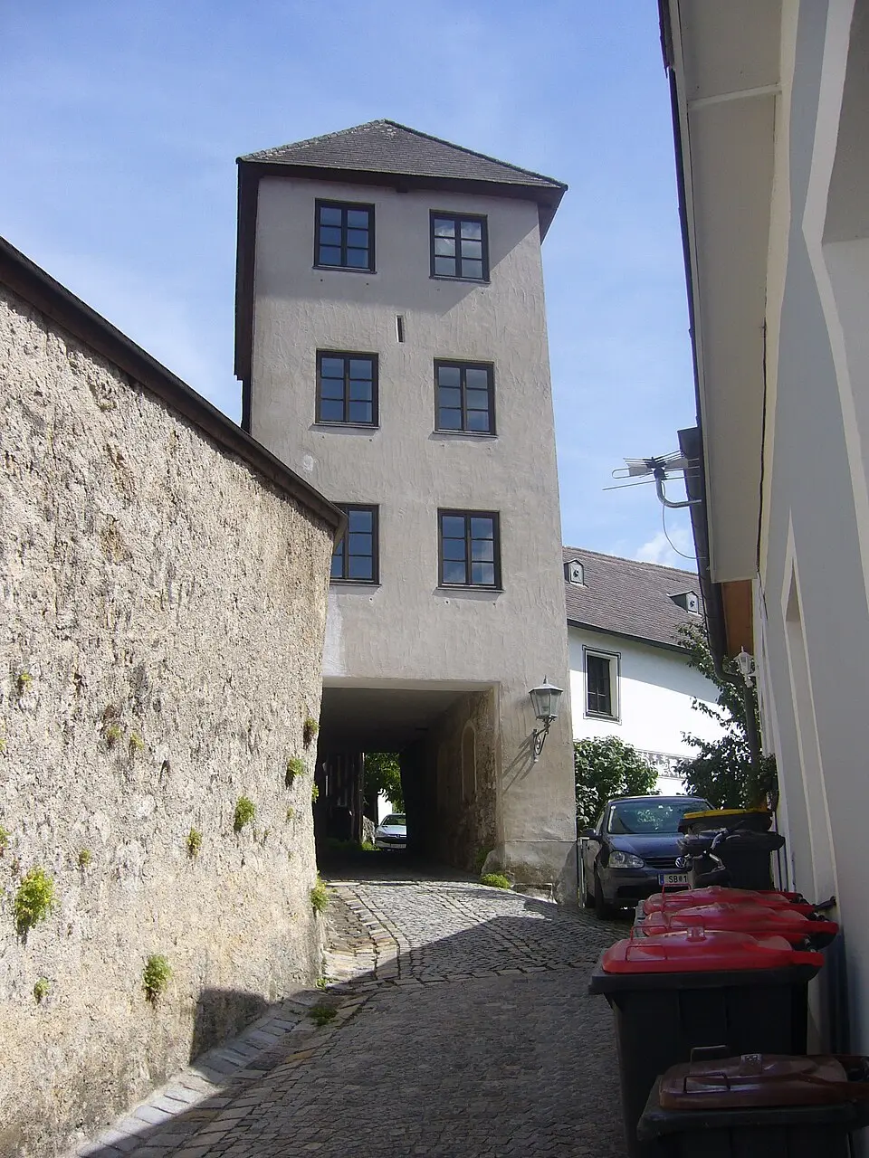 Bild: Calauer · CC BY-SA 3.0 Burgerhof- bzw. Schüdttor, Schöllgrabenturm