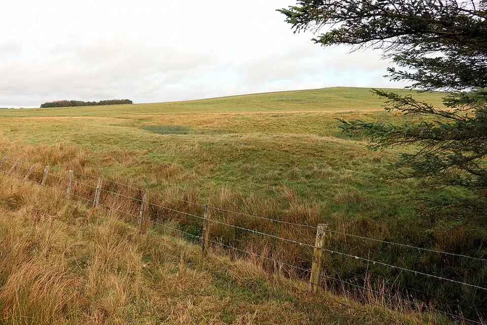 Burnt mound, 1km north-east of Quarry House