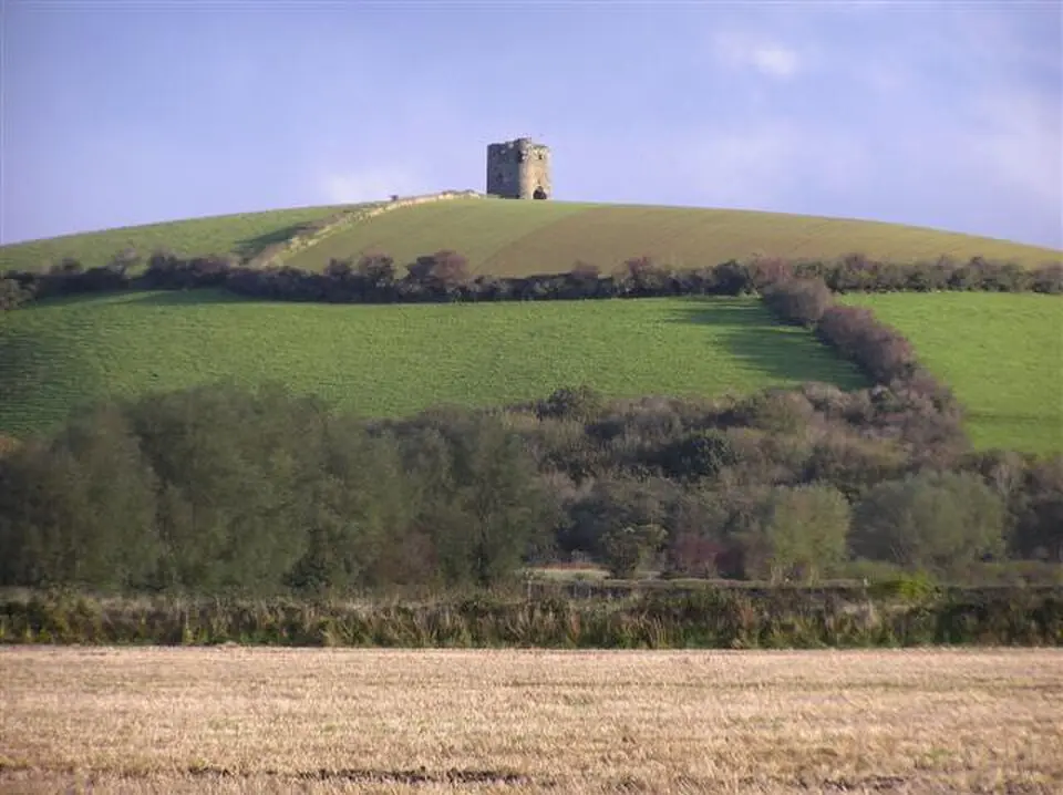 Bild: Kenneth Allen · CC BY-SA 2.0 Burt Castle