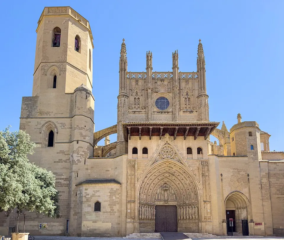 Bild: Kent Wang · CC BY-SA 4.0 Kathedrale von Huesca