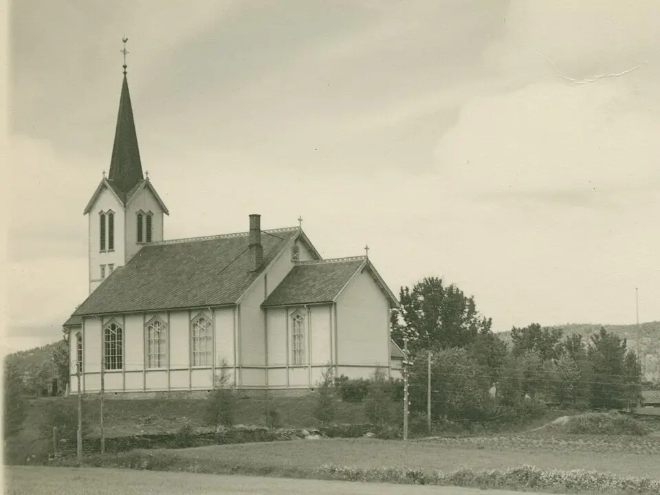 Bild: Åsen Museum og Historielag from Åsen, Norge/Norway · CC BY 2.0 Åsen kirke