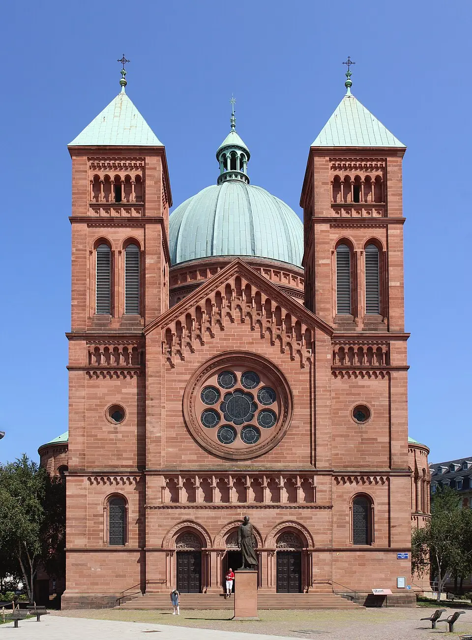 église Saint-Pierre-le-Jeune catholique de Strasbourg