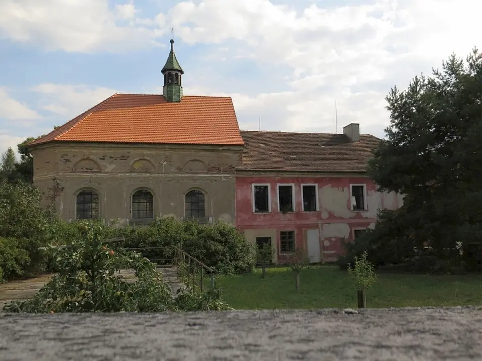 Zámek Újezd