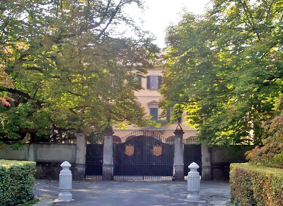 Kép: MarkusMark · CC BY-SA 3.0 Villa San Martino