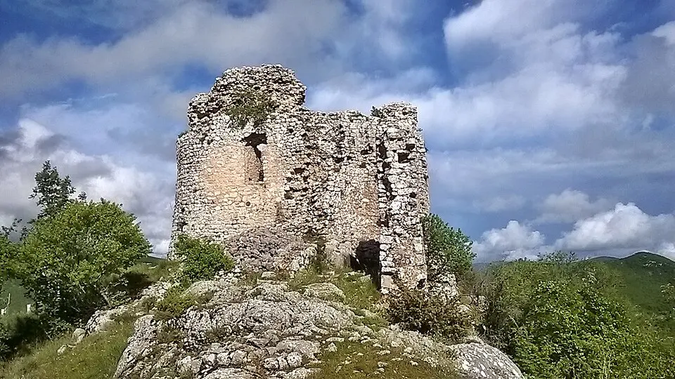 Bild: Brian Eager from Livno, Bosnia and Herzegovina · CC BY 2.0 Utvrda Čačvina