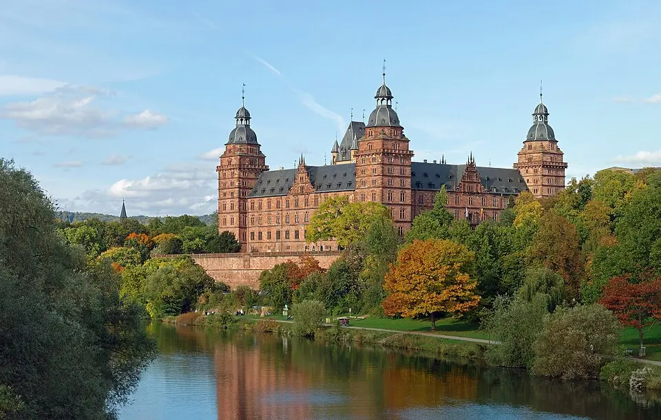 Bild: Rainer Lippert → Derivative work: Steffen Schmitz (Carschten) · CC0 Aschaffenburg