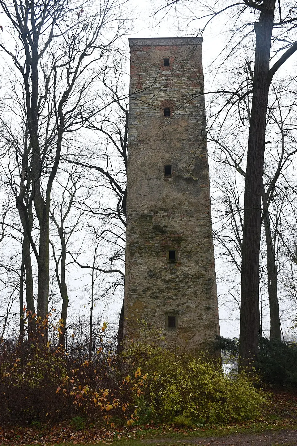 vodárenská věž v zámeckém parku Žamberk
