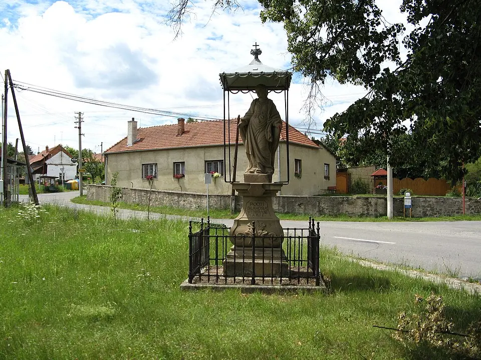 Immagine: Lubomír Kaprál · CC BY-SA 3.0 Žárovice