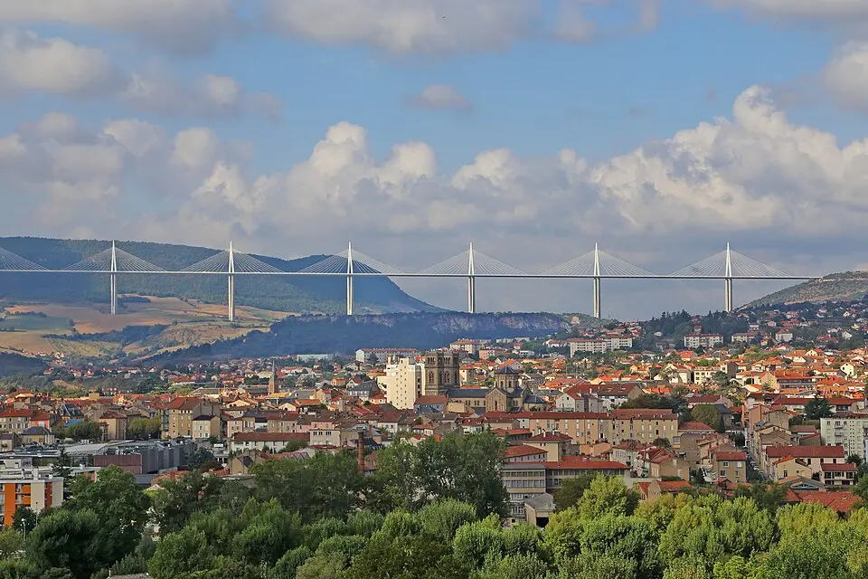 Bild: W. Bulach · CC BY-SA 4.0 Viaduc de Millau