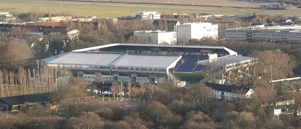 Bild: de:Benutzer:Dominik · CC BY-SA 2.0 DE Carl-Benz-Stadion