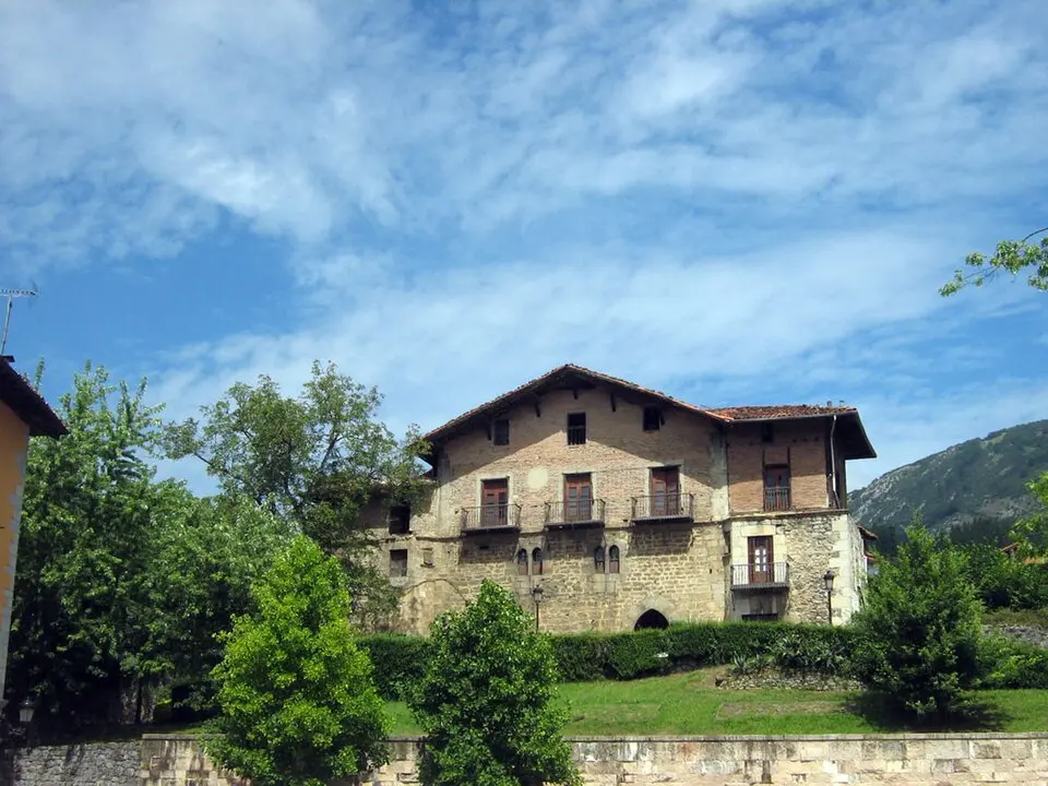 Torre De Balda