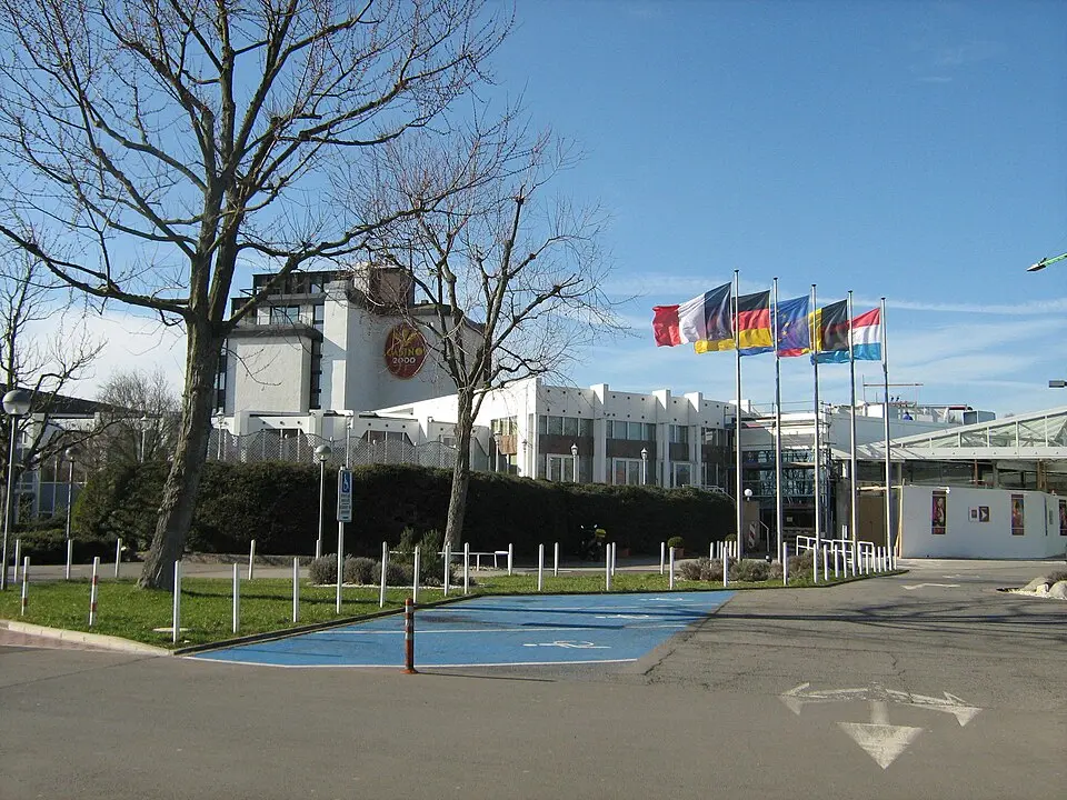 Bild: Ipigott · CC0 Casino 2000