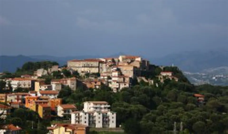 Castel Ruggero