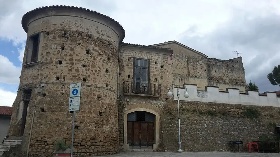 Bild: V.Carrabs · CC BY-SA 3.0 torre normanna