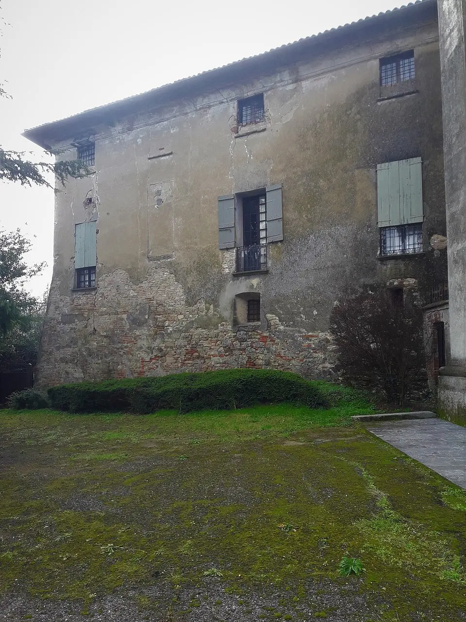 Immagine: Mattia94raggio · CC BY-SA 4.0 Castello di Vicobarone