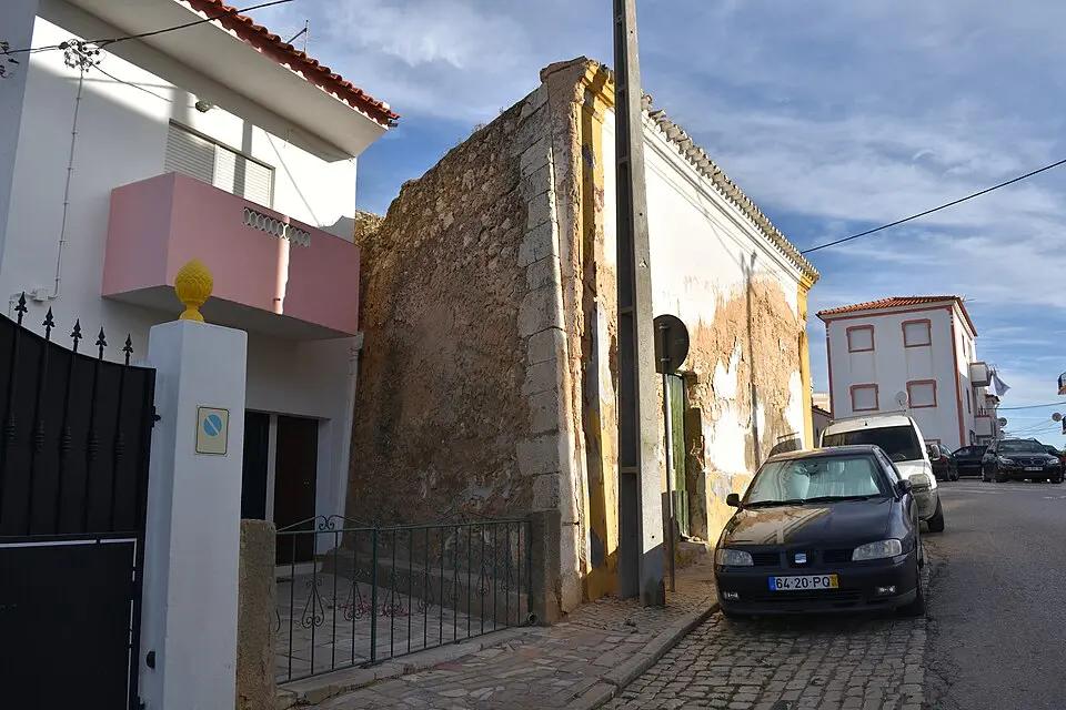 Bild: Bextrel · CC BY-SA 4.0 Castelo de Alcantarilha