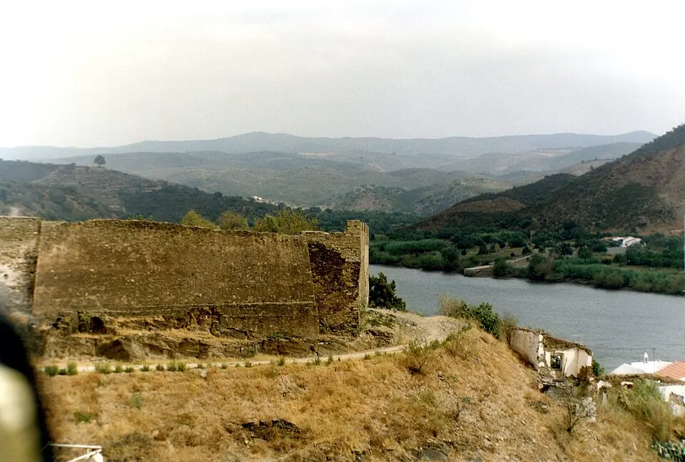 Bild: João Carvalho · CC BY-SA 3.0 Castelo de Alcoutim