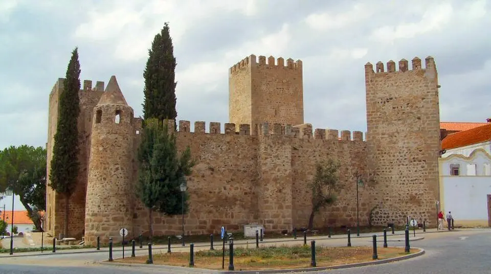 Bild: Sacavem1 · CC BY-SA 3.0 Castelo de Alter do Chão