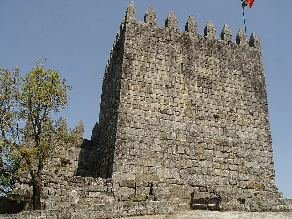 Bild: Joseolgon · Public domain Castelo de Lanhoso