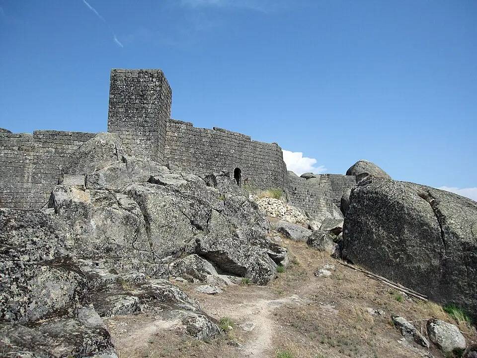 Bild: Nmmacedo · CC BY-SA 3.0 Castelo de Monsanto