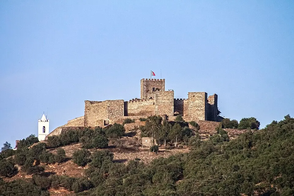 Bild: Vitor Oliveira from Torres Vedras, PORTUGAL · CC BY-SA 2.0 Castelo de Monsaraz